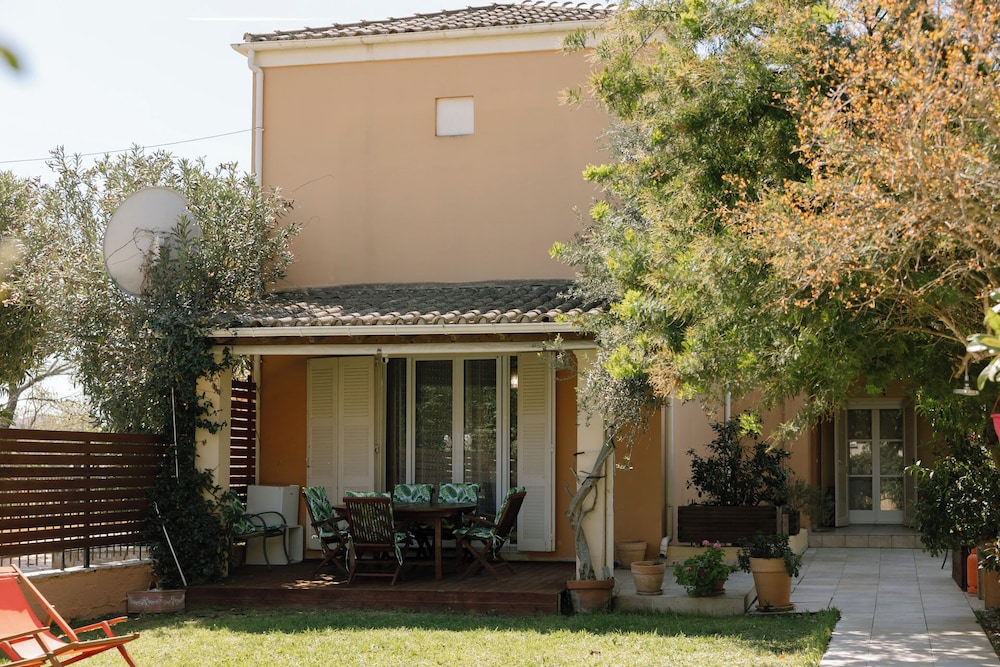 Villa Aristotle