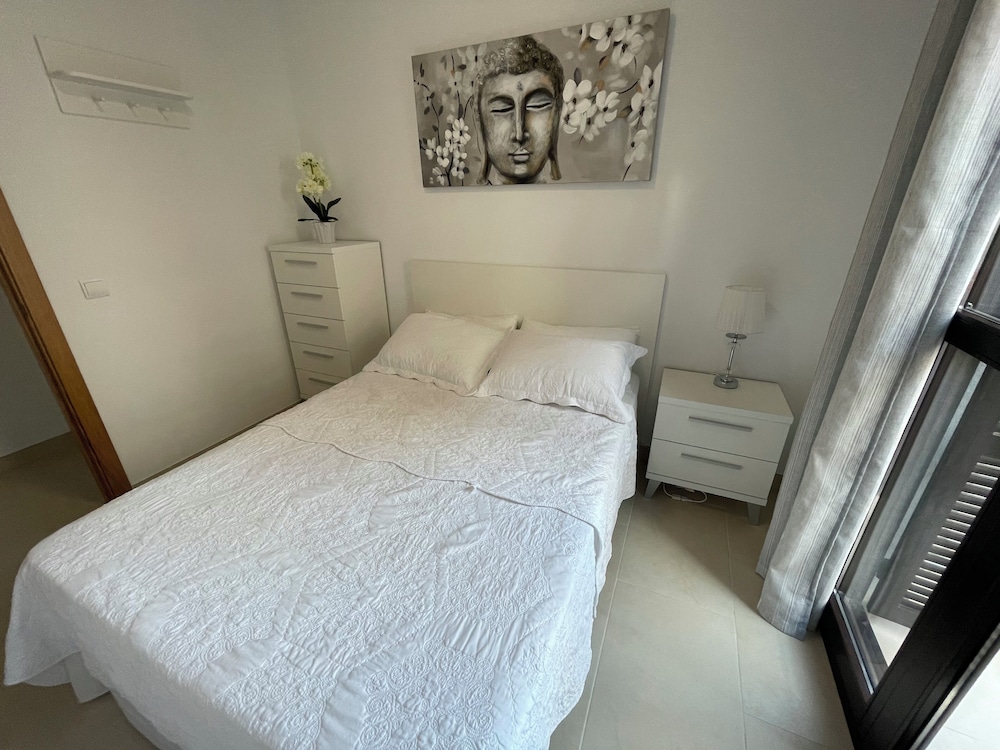 Apartamentos Royal Suites by Croma