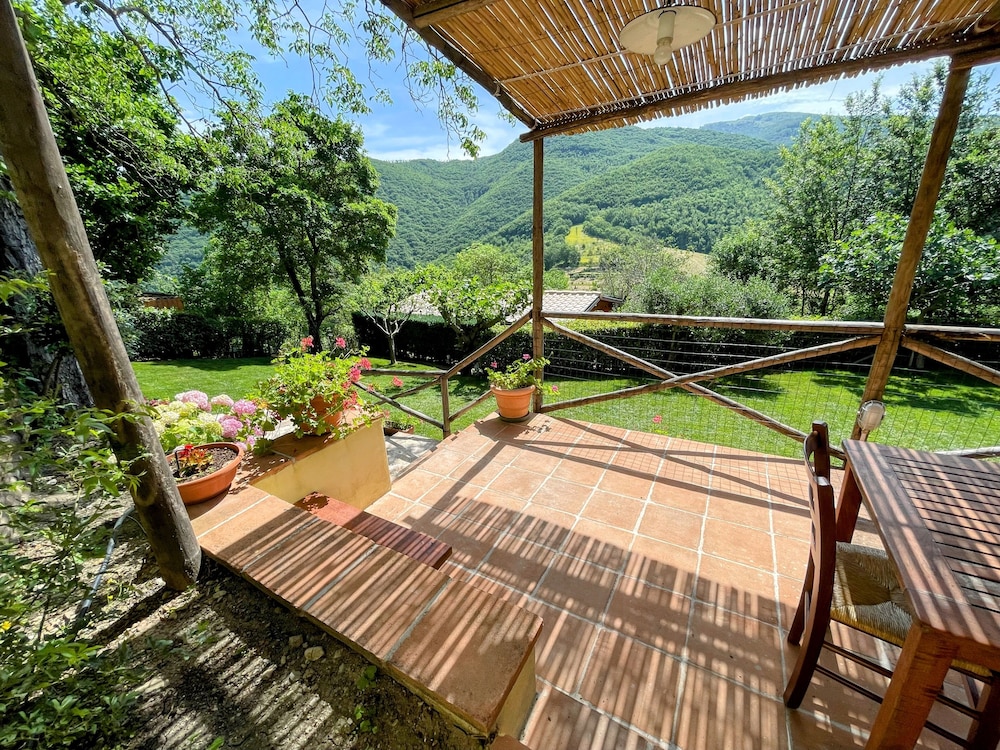 Spoleto Splash : Casetta - a Dream Cottage/slps 4/5 Wifi/dishwasher photo 3