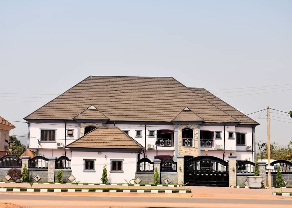 Onim Luxury Apartments