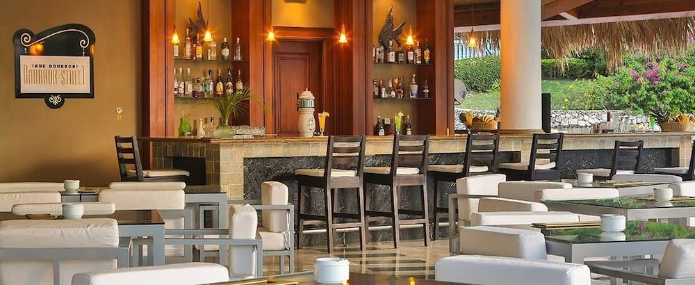 Presidential Suites by Lifestyle - All Inclusive - Property Image 11