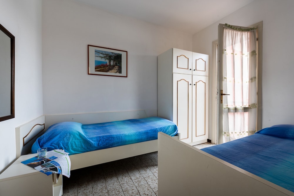 Cozy House With Garden and Pool in Bibione