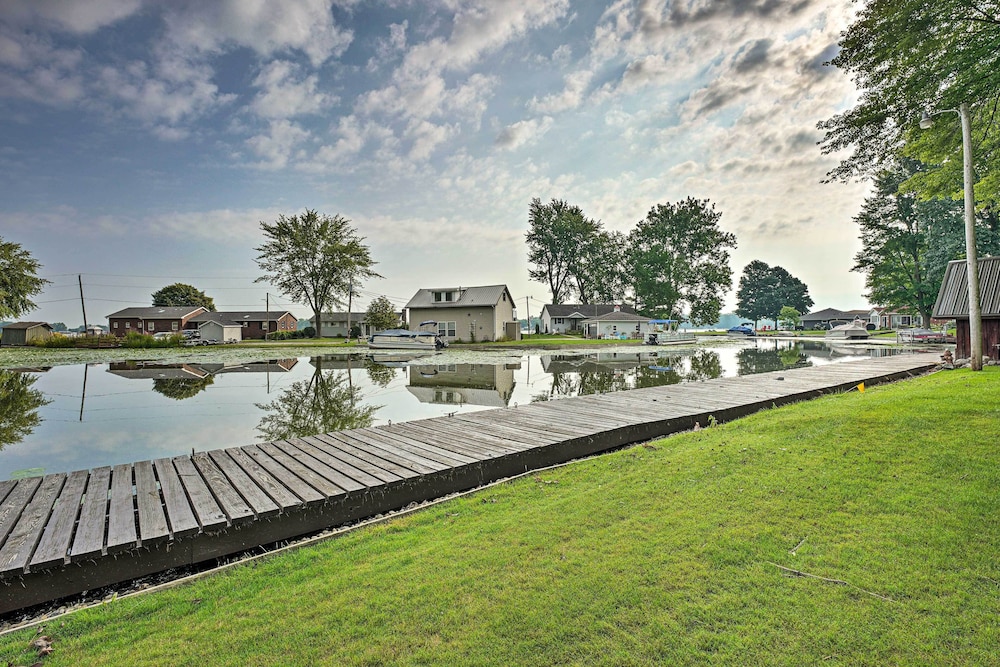 Gorgeous Bremen Home With Lake Access & Yard! view 5