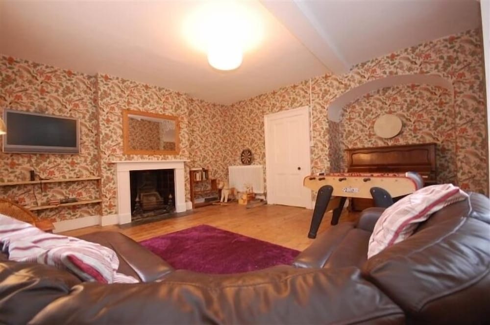 The Manor House Moreton view 2