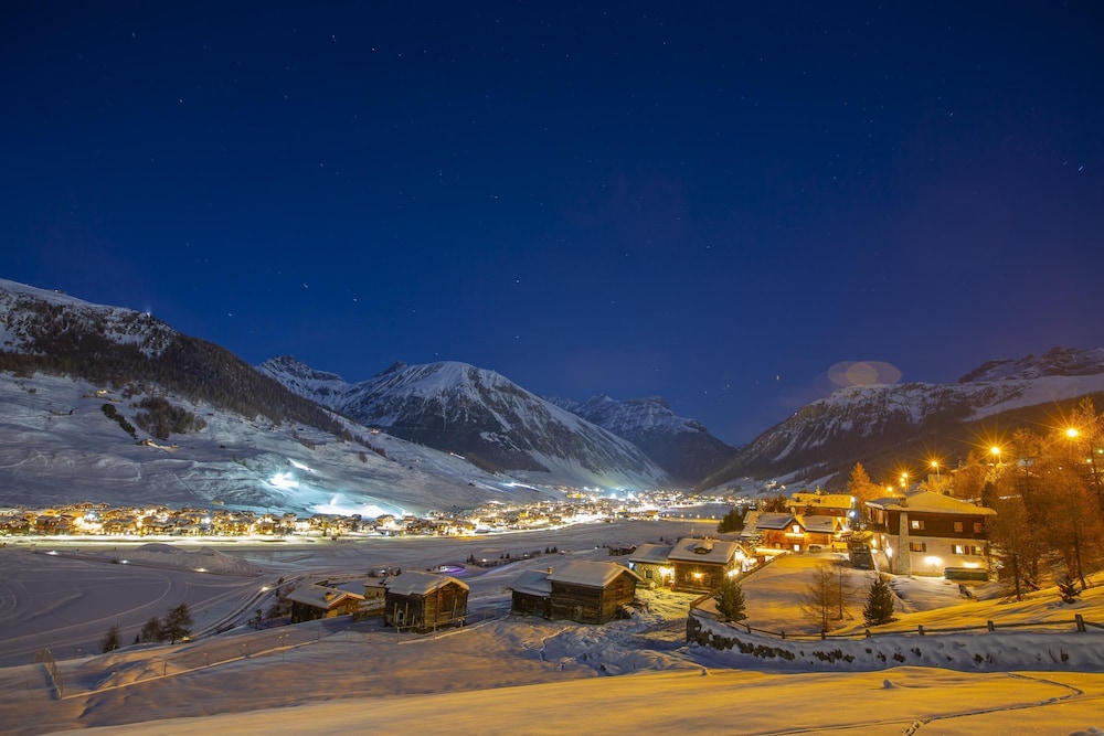 Chalet Sciachilo Ski In-ski Out Mt 10