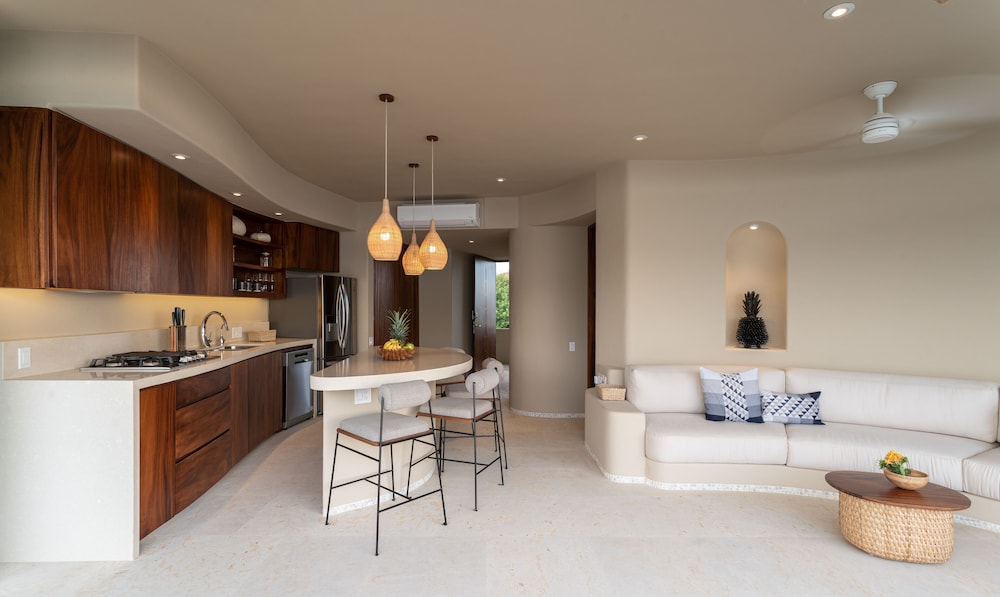Punta Majahua Condos