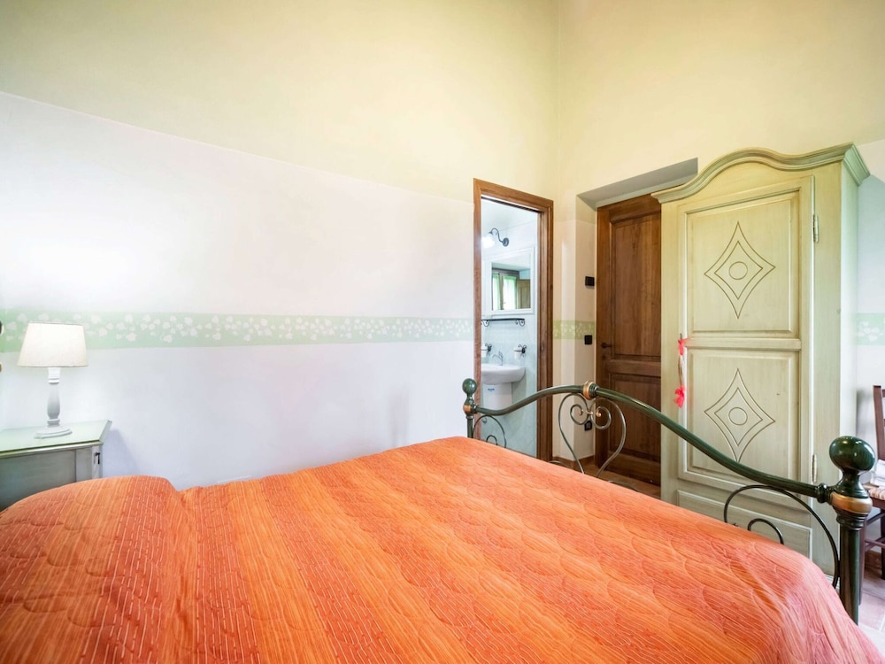 Belvilla by OYO Farmhouse in Citta' di Castello photo 3