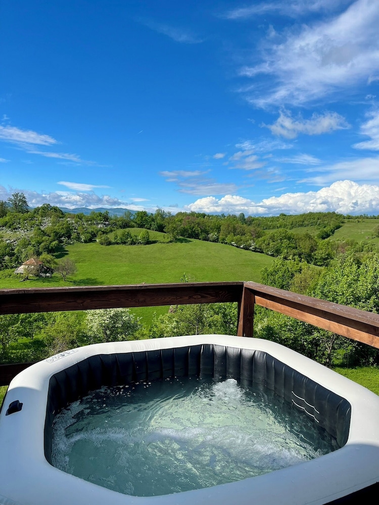 Sanctum Glamping