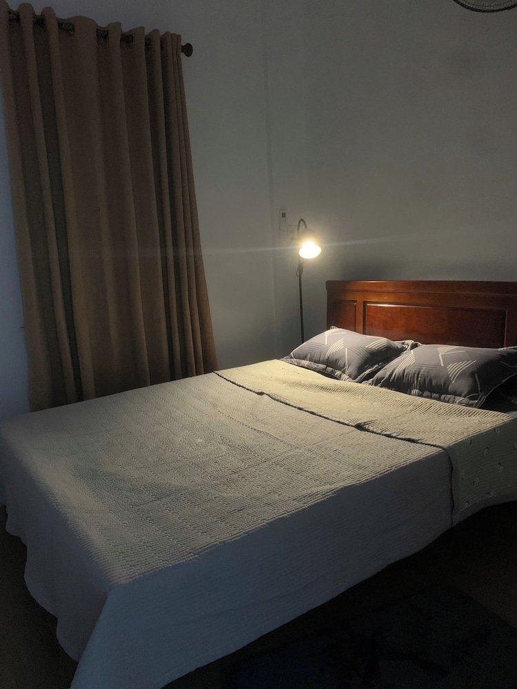 Hoa Lư Old Town House