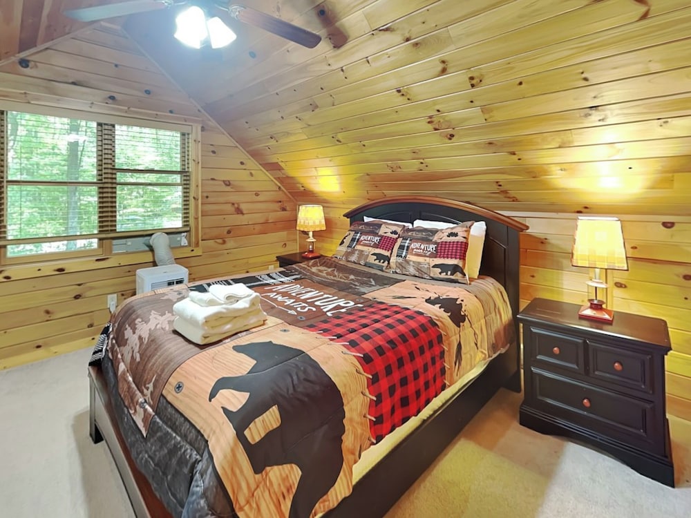 Log Heaven by Taylor Made Deep Creek