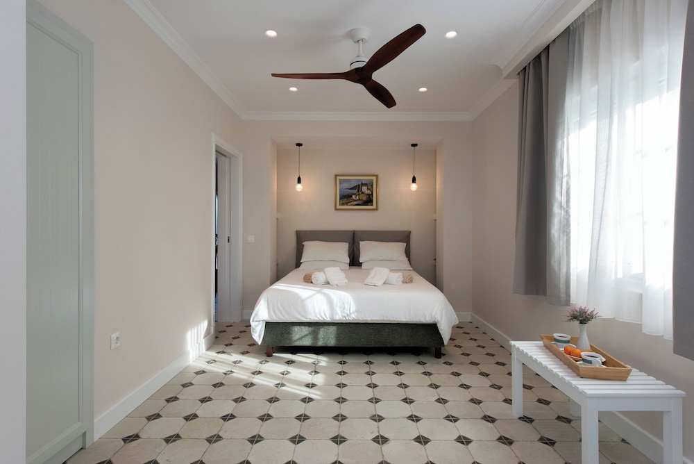 Nancy Suites