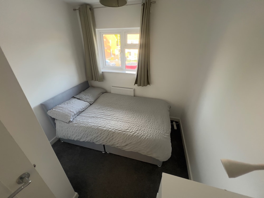 3 Bedroom House Oakwood Retreat in Dunstable