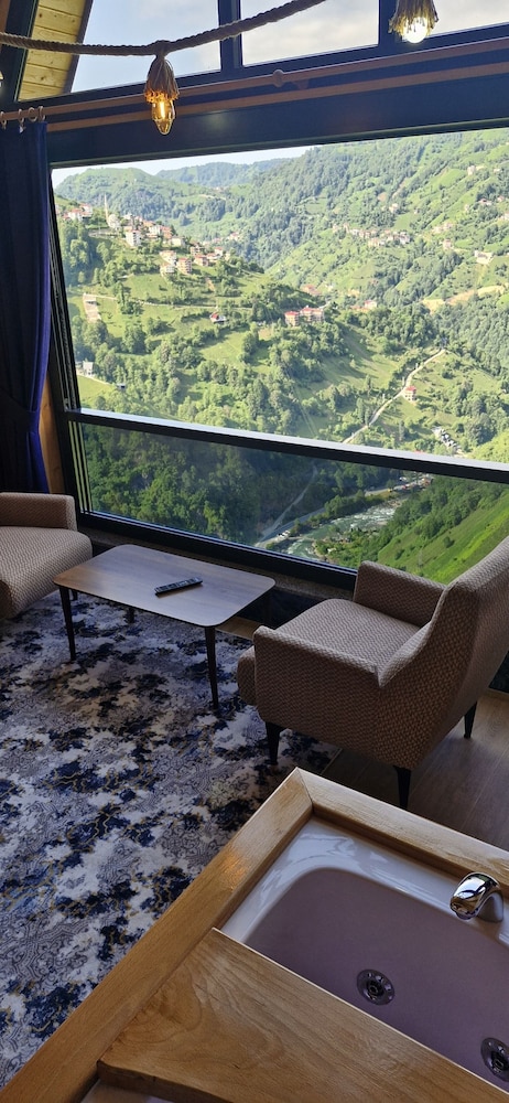 HAVALI SÜİT BUNGALOV