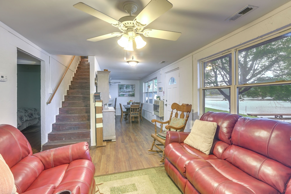 Lakefront Delta Cottage w/ Views, Canoe Dock! - Property Image 32