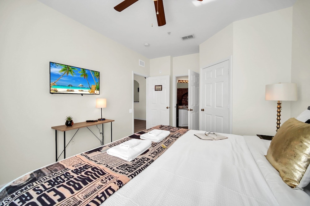 Magical Harry Potter Themed Condo view 4