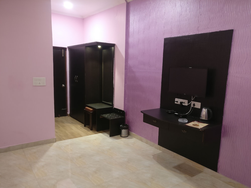 Photo 6