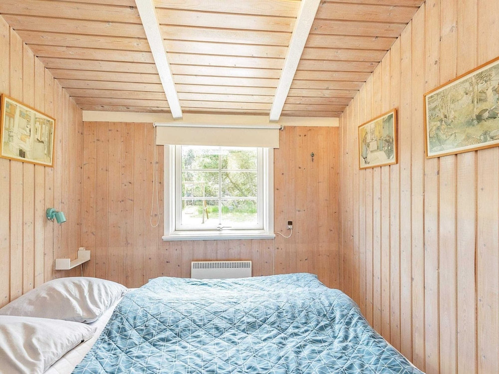 Sun-kissed Holiday Home in BlÃ¥vand near Sea view 4