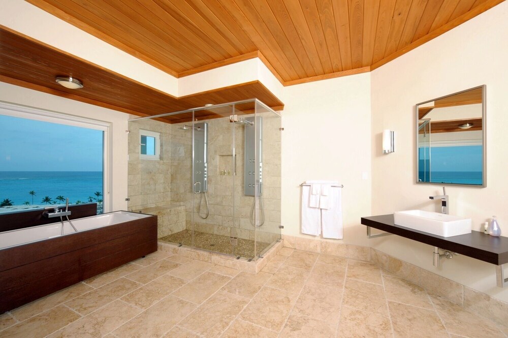 Sky Beach Club Rock House 4 Bedroom Home - Photo 11