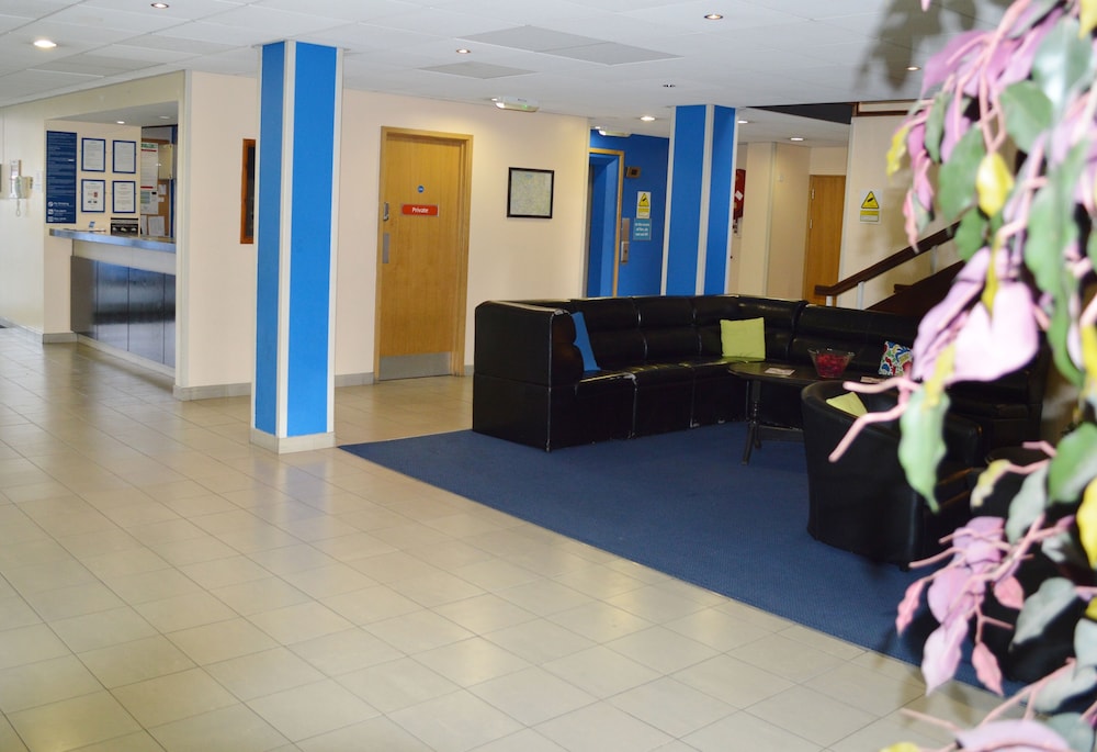 Walsall Vacations - Metro Inns Walsall - Property Image 1