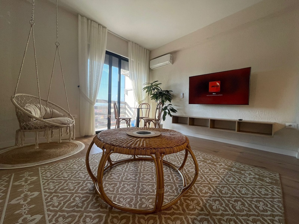 Boho Central Apartment