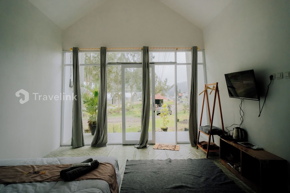Flamboyan Cabin By Travelink