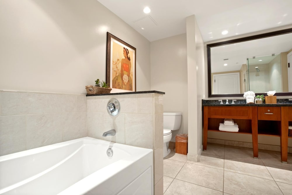 Honua Kai Hokulani 3 Free Rental Cars KBM Resorts Exceptional Value 3 Units, 6 Bedrooms Ml-1628