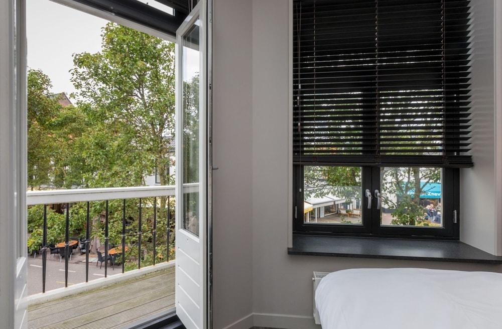 Attractive Apartment in Domburg With Balcony view 4
