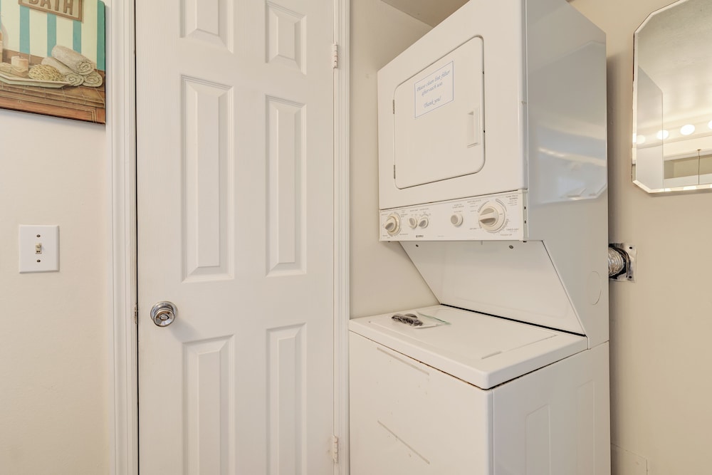 Anna Maria Island Beach Happy-direct Beach Front-1br-1br
