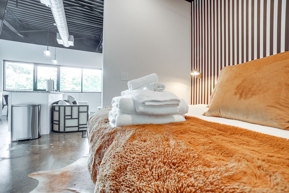 Modern Nashville Studio 5 Mi to Downtown! - Property Image 24