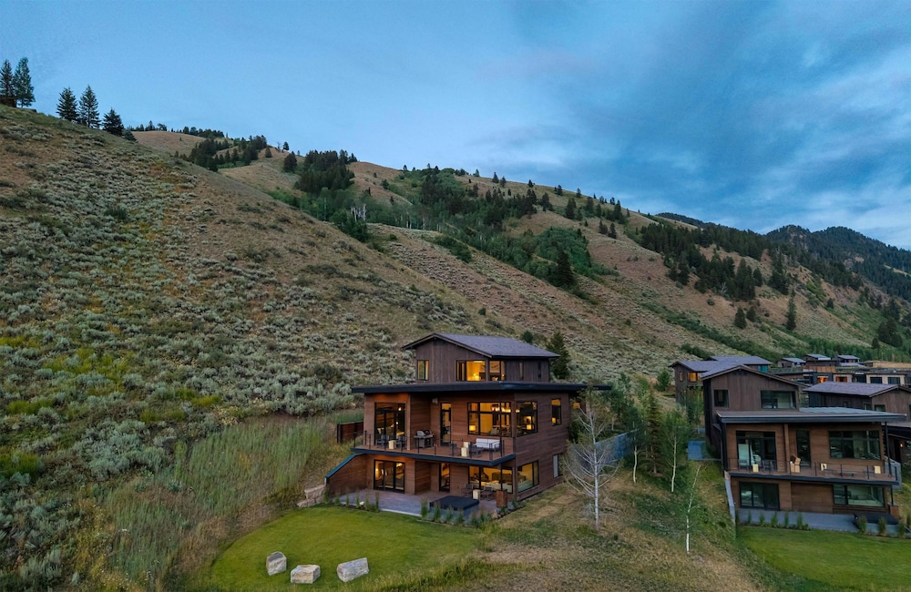 The Cabins At Snake River Sporting Club