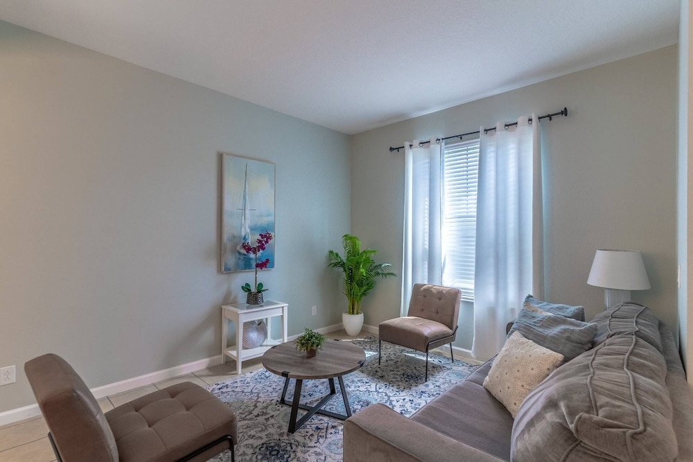 2614 Veranda Palms