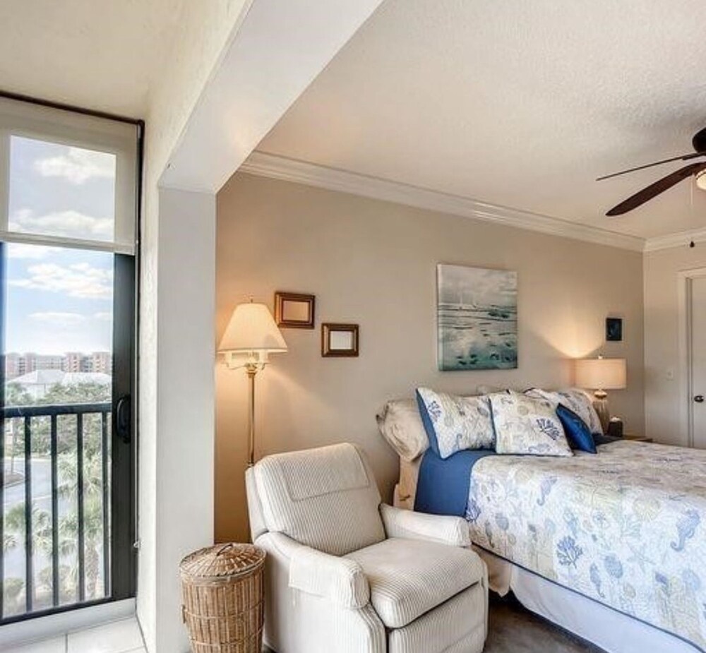 Vista Bay in Fort Myers Beach