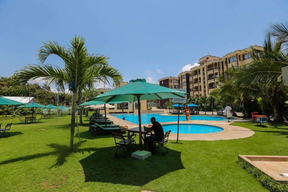 Suswa Six Apartment