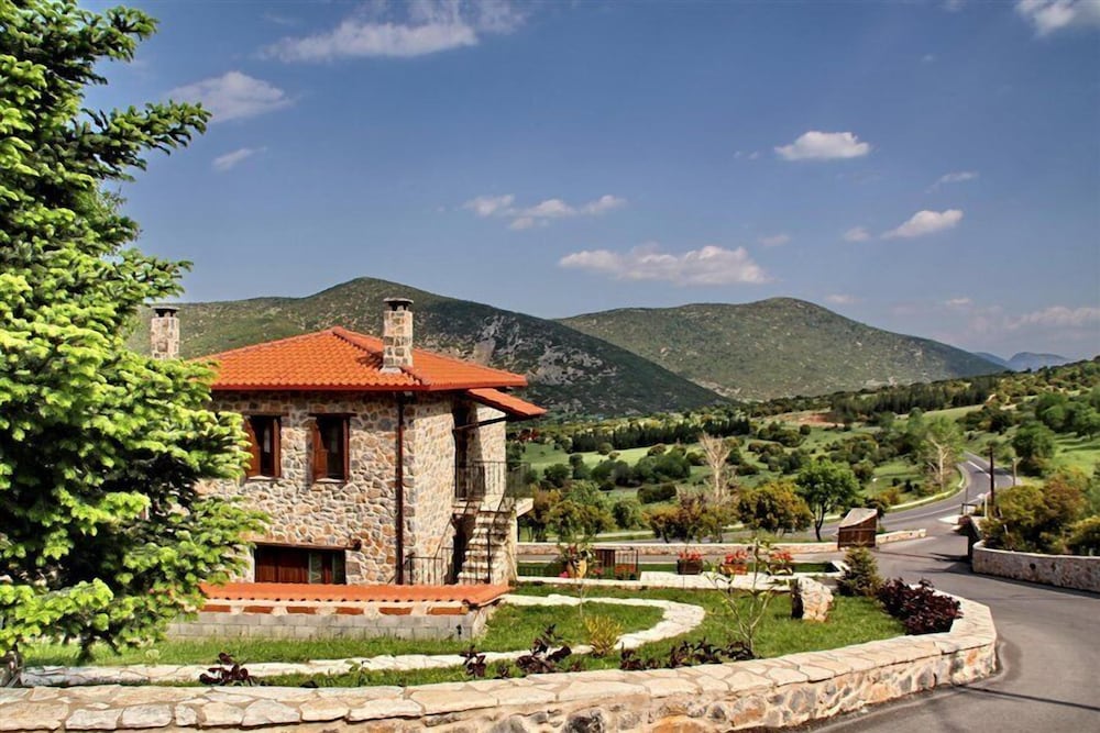 Menalia Villas & Suites