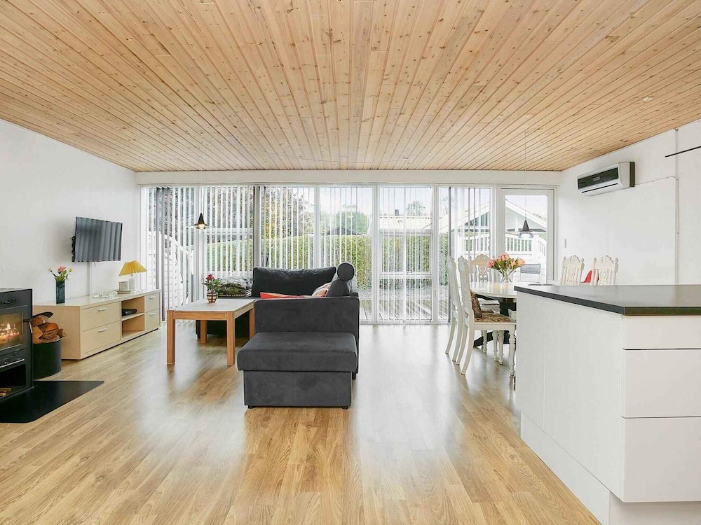 5 Star Holiday Home in Juelsminde