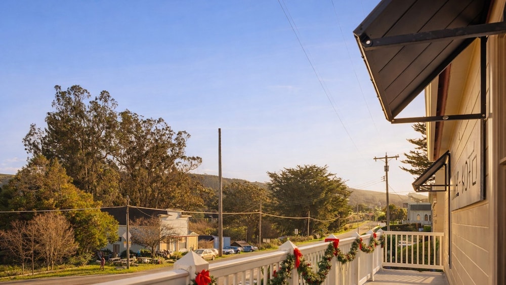 Tomales Hotel