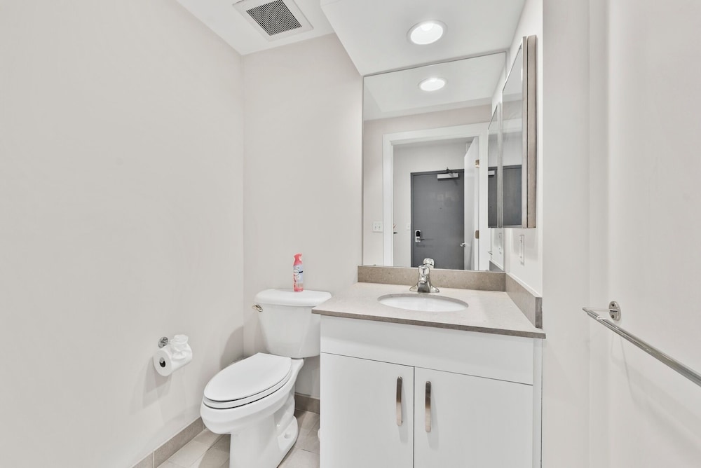 Furnished Apartment near BMC