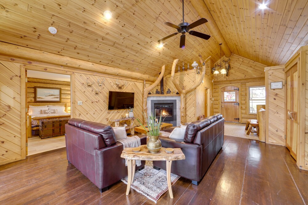 Rustic Tustin Cabin on 7 Acres w/ Fire Pit  Porch - Property Image 40