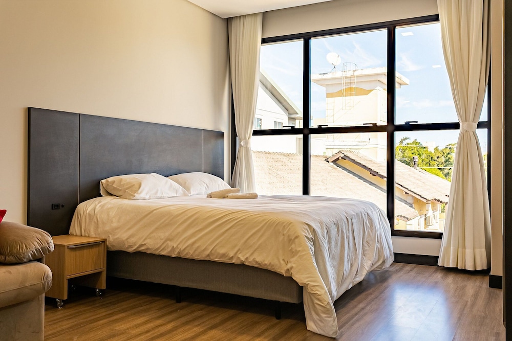 New Studio Well Located 750m From the Beach Sti209