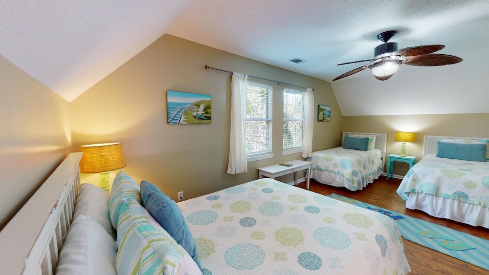 Sea Tybee by Tybee Vacation Rentals