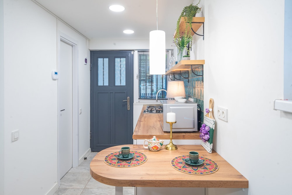 HB apartments Irakli Abashidze