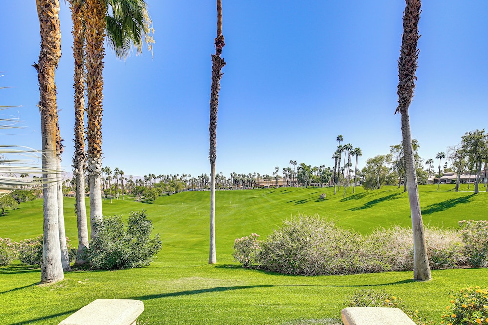 Community Pools & Golf Views: Palm Desert Condo!
