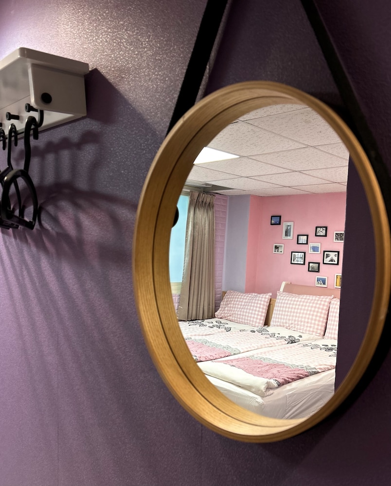 Ximen Triple Tiger Hostel