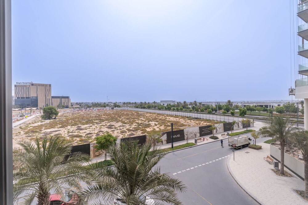Cool 1-bedroom Apartment at The Pinnacle in Dubai Hills