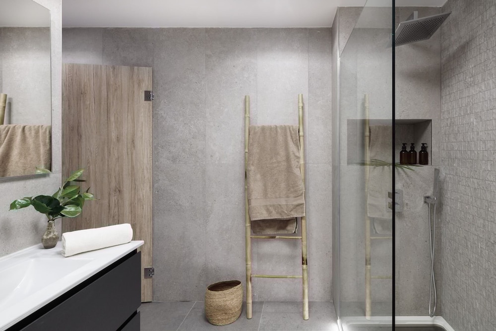 Sire - 2 Bedrooms in Almagro