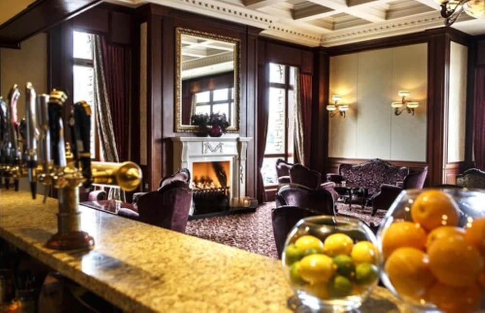 Letterkenny Vacations - Mount Errigal Hotel Conference  Leisure Centre - Property Image 2