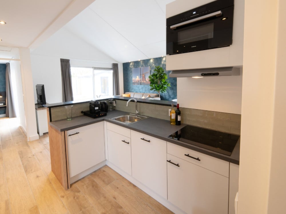 Wellness Bungalow With Whirlpool and Sauna view 4