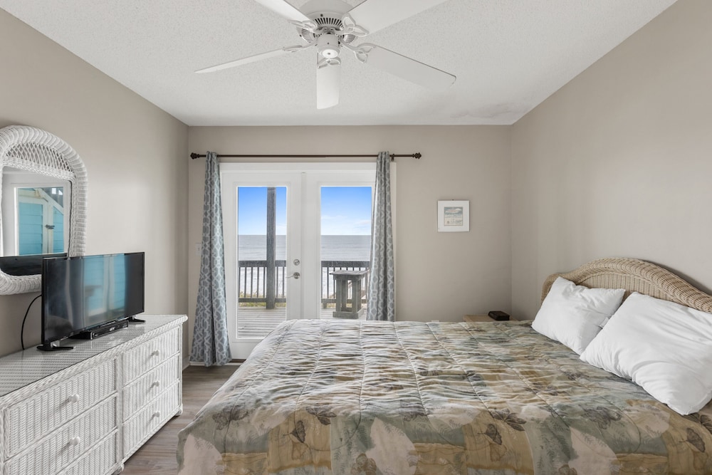 Renegade by Topsail Realty