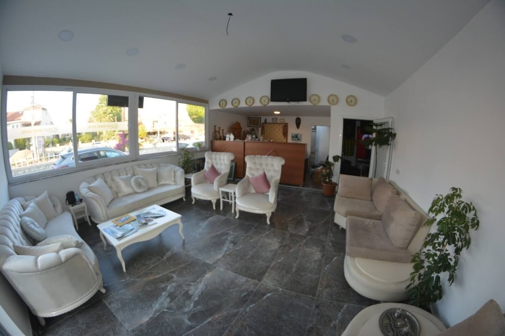 Hotel Dost Hotel - Image 1