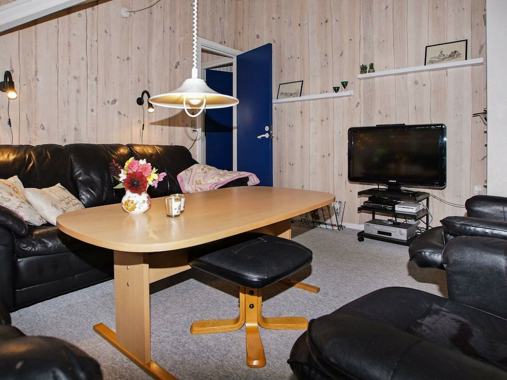 6 Person Holiday Home in Hemmet-by Traum